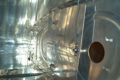 inboard plate  note upper gap