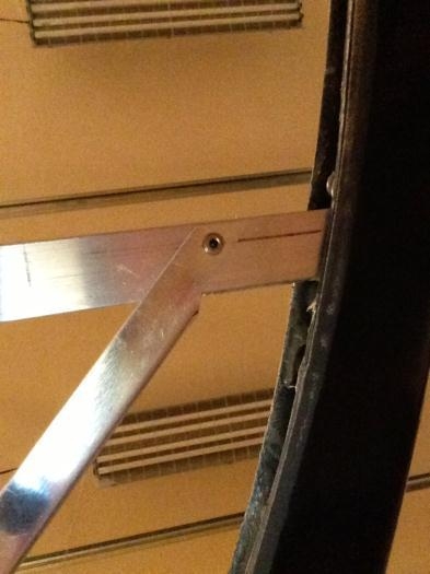 Diagonal Brace & Tip Bow