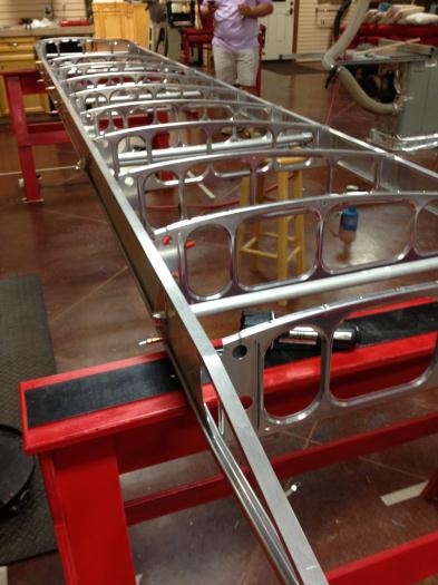 Install Ribs Left Wing