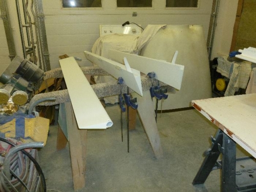 Elevator end and rudders wells primed