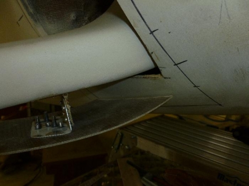 Door fitted with 1/8 gap