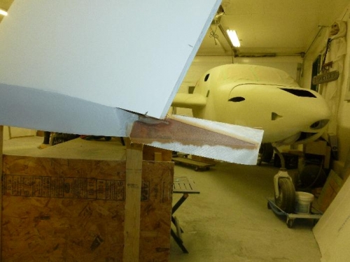 One bid on wing ends