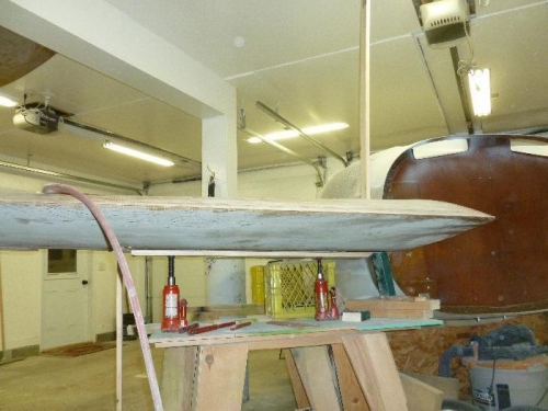 Lower strake being jacked up