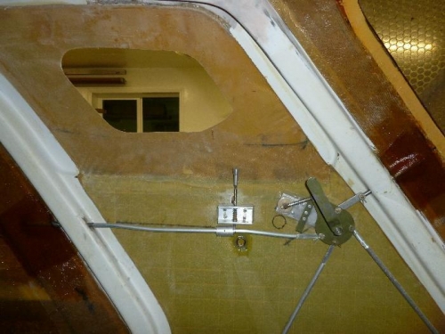 Pilot door receivers bided in.