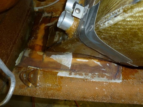 Outflow duct is done on the inside.