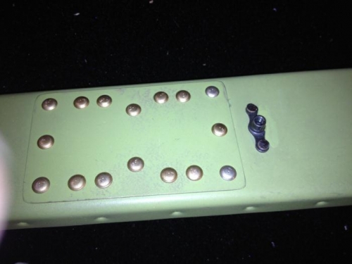 The mounted nutplate - K1000-8 6-32