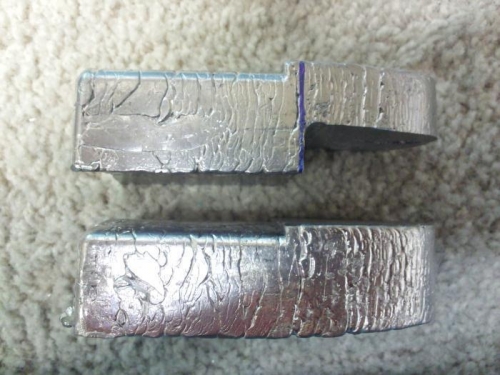 right cw on top (cut down), left cw on bottom