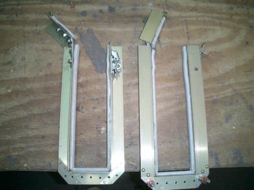 Front and back view of the mid mounts.
