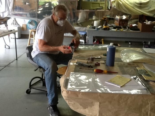 Sanding maiting surfaces