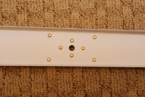 Lots of pretty rivets on the spar