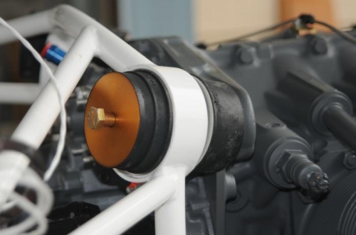 Top bolts sliding in after 2x4 treatment