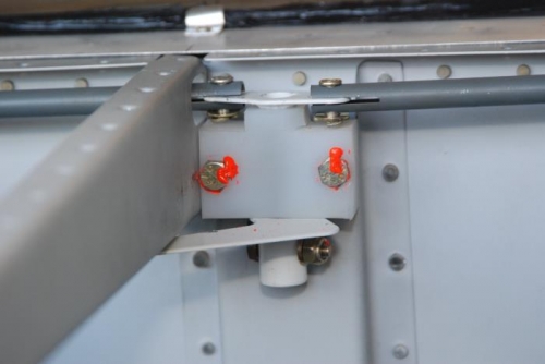 Canopy release actuator block