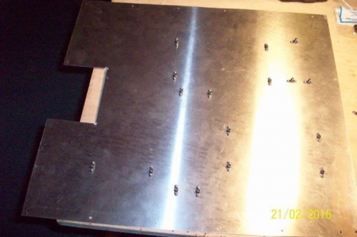 From the bottom: The nut plates after mounting.