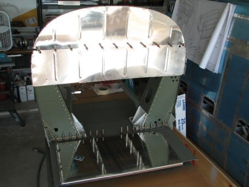 Both forward baggage bulkheads clecoed to the upper brace.