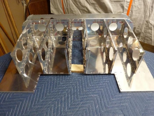bottom view baggage ribs