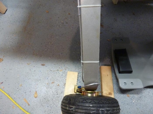 right side main brake line