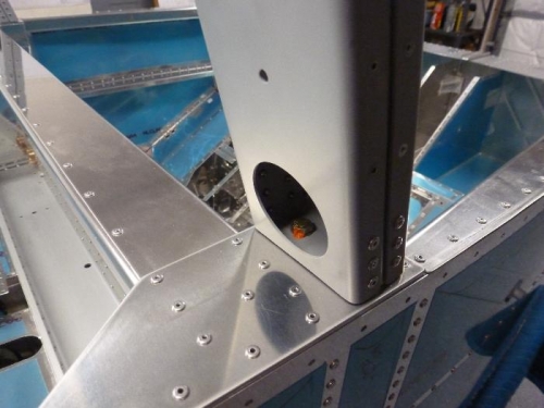 right base, see torque seal