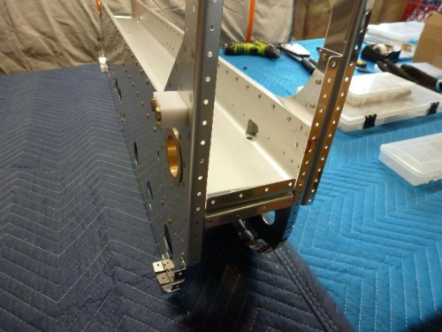 Lt side fuselage center section
