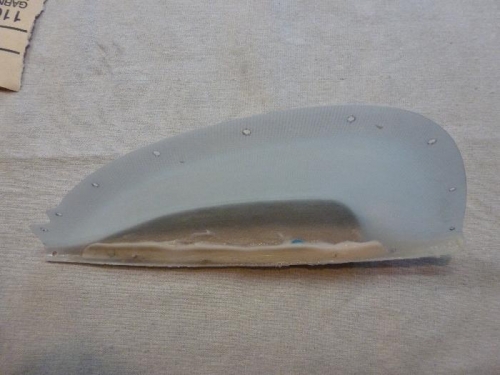 right wing tip light mount