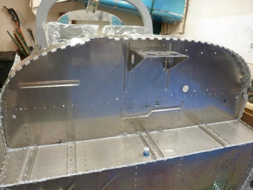 engine side view