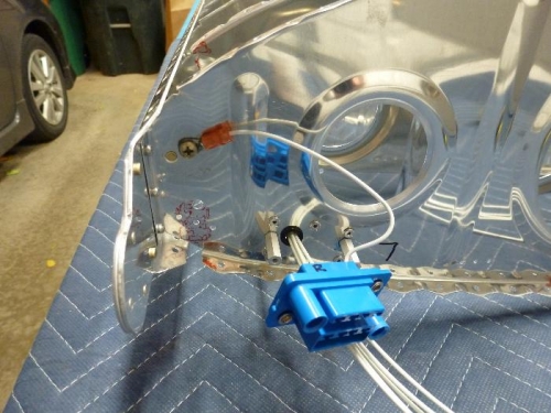 right wing ground wire