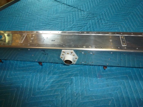 aft view horz stab spar