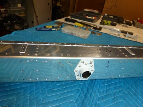 fwd view horz stab spar