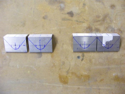 Bellcrank support lay-out