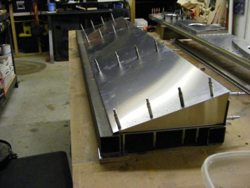 Bottom side skin clecod