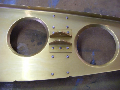 riveting Rib 7 bellcrank support