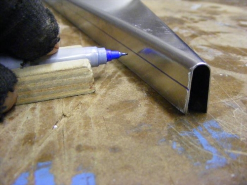 Rivet line marking tool