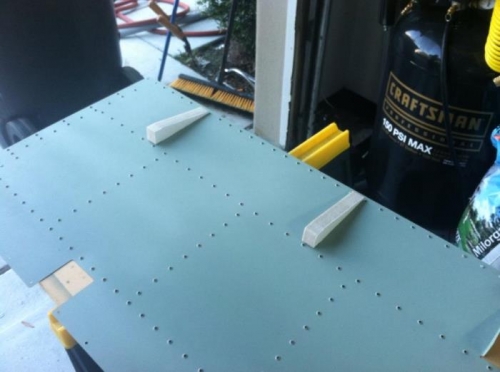 Primed left elevator