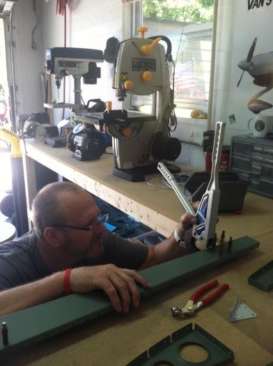 Riveting the VS frame