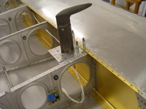Gretz pitot in place with electronics module