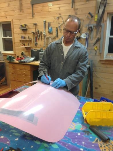 Marking the doors for trimming