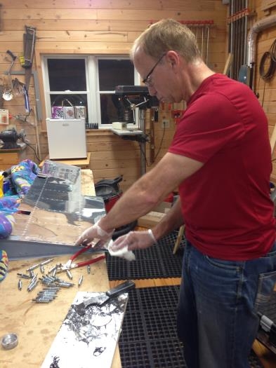 Clecoing trailing edge after tank sealant