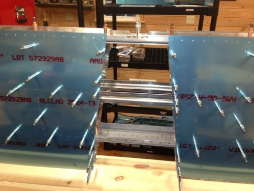 Spar caps in stabelizer