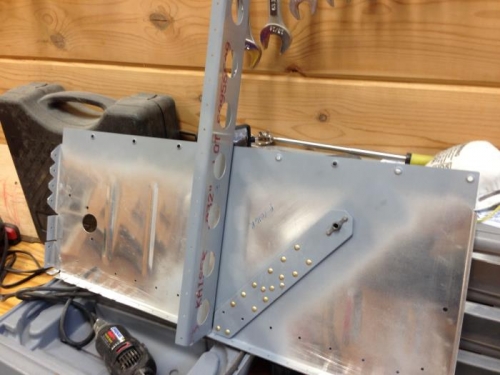 Outboard seat rib subassembly