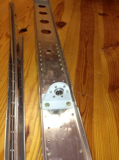 Inboard Hinge Bracket