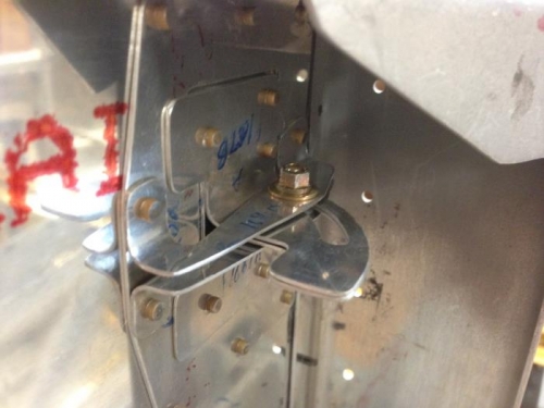 Side vent inboard for back seat