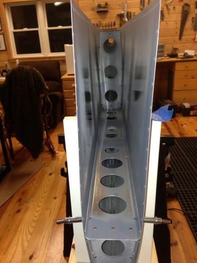 End view of horizontal stabelizer