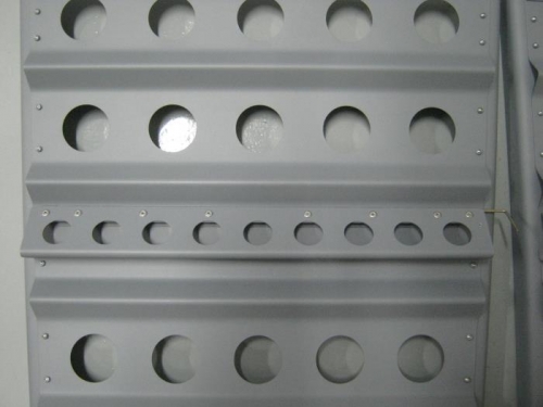 Seat back brace installed using hinge pin