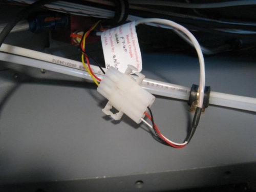 Connected molex plug to fuel flow transducer