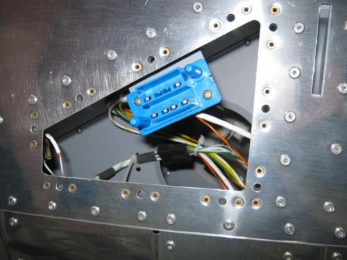 Wing connector wires secured