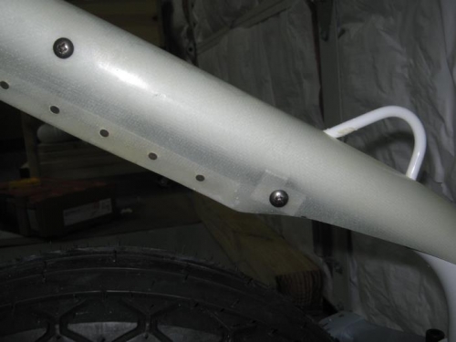 Inge pin retainer installed; note the screw on the bottom right.