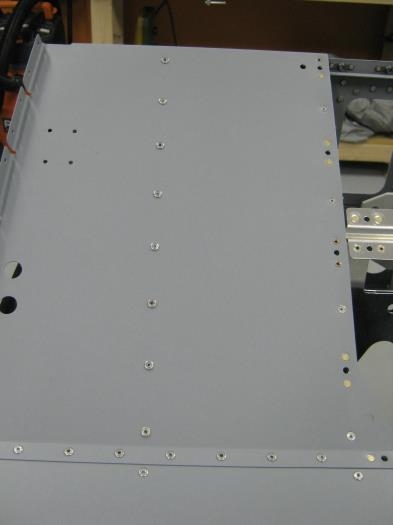 Iinstall nut plates on Right seat ramp floo