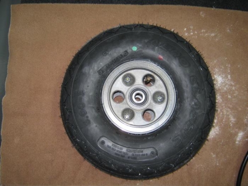 Installed tube, bearings and wheel assembly; note baby powder EVERYWHERE