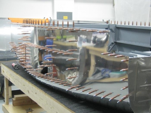 Assembling right fuselage side skins