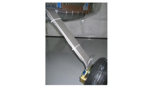 Left main hydraulic brake lines installed