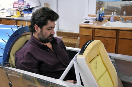 LCD Viewing Angle - Pilot Seat Back Mount